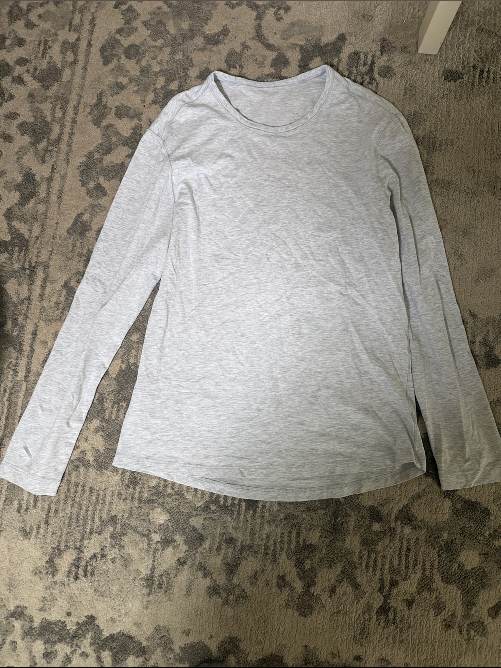 lululemon athletica Heather Gray Long Sleeve Tee